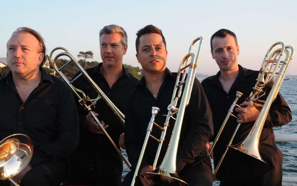 " Sirocco" : Quatuor de Trombone situé en Gironde avec : Patrick BONNET, Frédéric DEMARLE, Nicolas LEONART, Jérôme CARRE