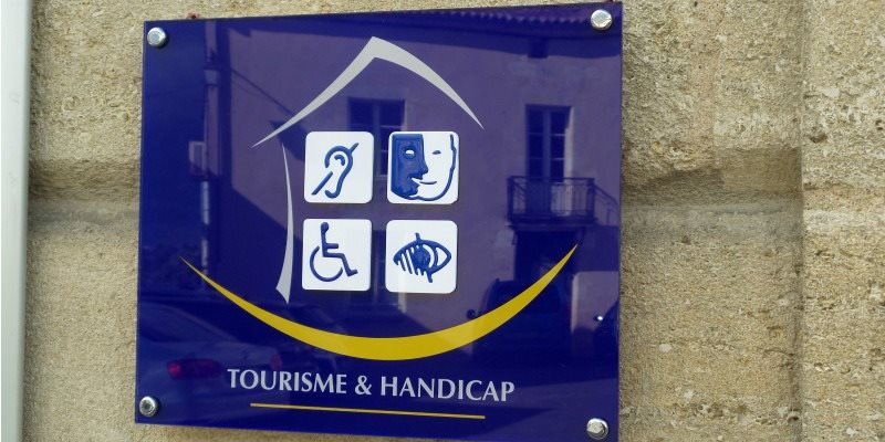 [JOURNEES NATIONALES TOURISME & HANDICAP] 
 L'Association Tourisme et Handi…