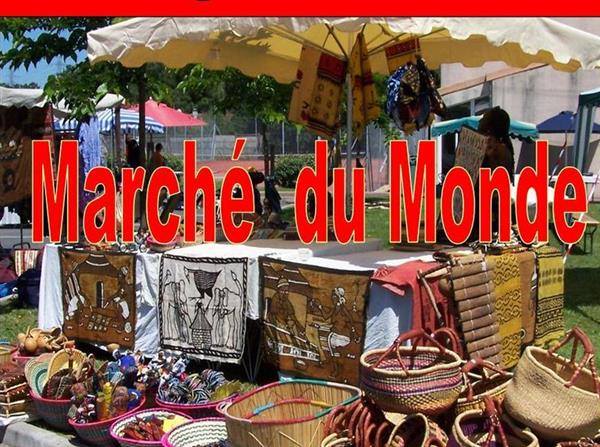 Pour sa 14ème édition, le marché du monde de Gauriaguet   réunit des produits d&…