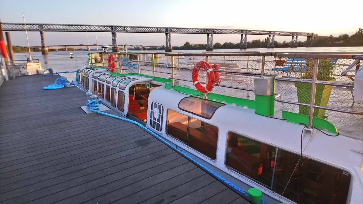 [Love boat] 
 Les samedis de septembre, embarquez à bord du bateau l'Hermi…