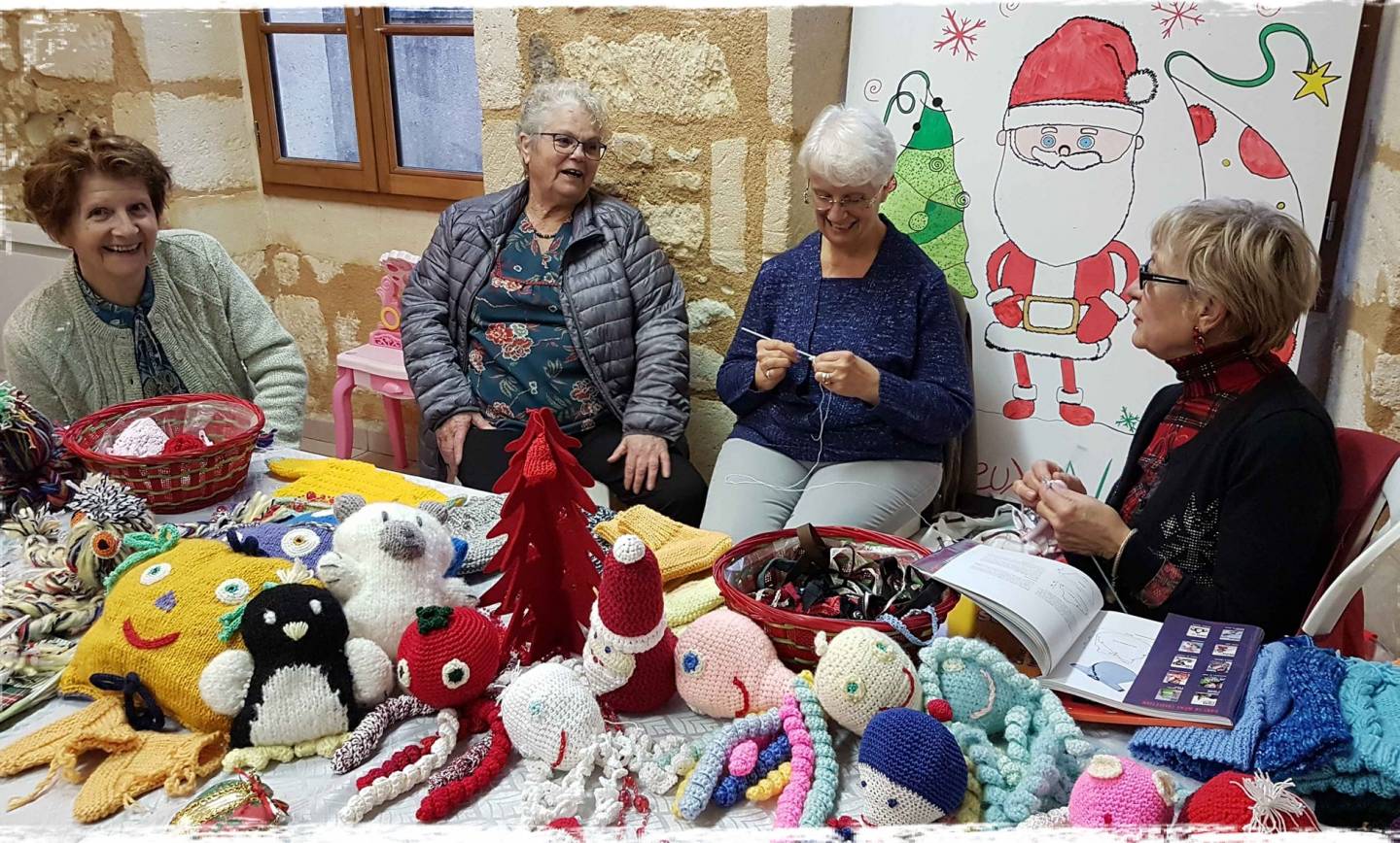 Nos couturières au marché de Noël de A l’Assaut.