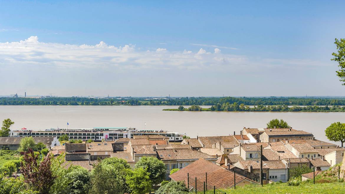 Postkarte aus … Bourg-sur-Gironde – Mein Frankreich