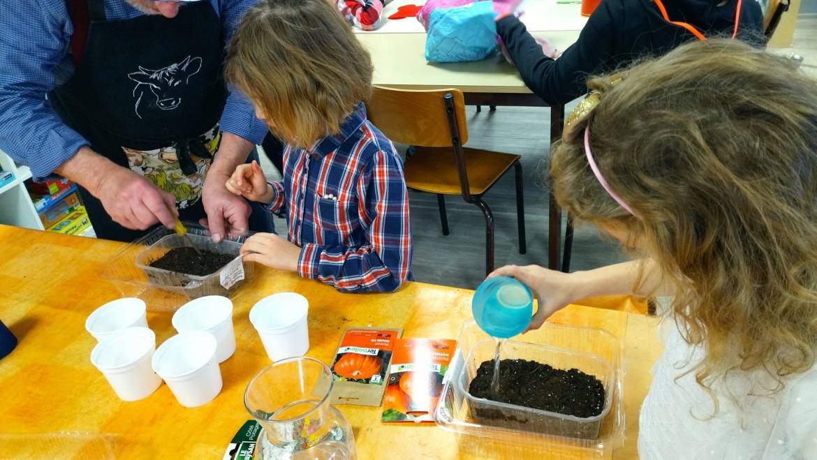 Le temps des semis est venu. Alors comme nos apprentis jardiniers, venez fair…