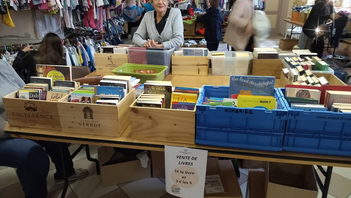 Merci à tous les participants de notre première vente de livres de la biblioth…