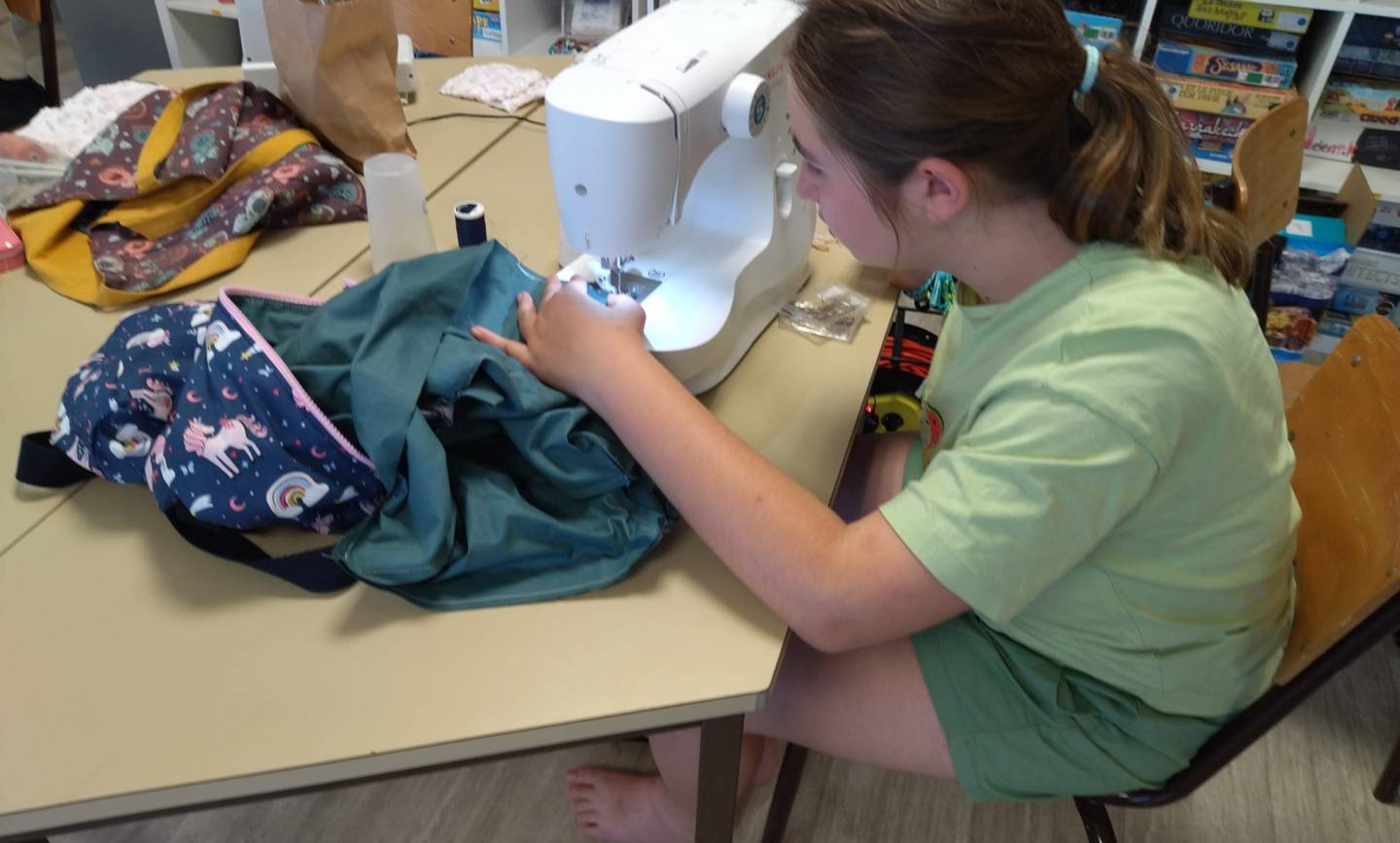 Atelier couture parents-enfants
 Venez avec un projet,
 on vous conseille pour…