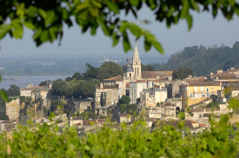 Village de Bourg vu depuis la place de l’Eperon, près de l’Office de Tourisme …