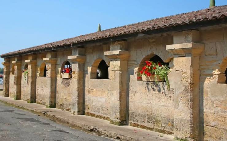 La presse en parle…
« Véritable musée à ciel ouvert, Bourg se découvre au ryth…