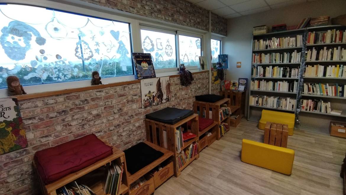 Bibliothèque municipale de Mombrier a changé sa photo de couverture.