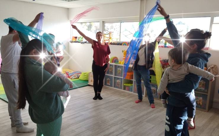Éveil à la danse, avec Angélique de Massage d’Ange. Un fabuleux moment de partag…
