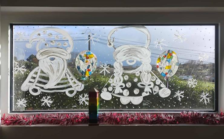 Merci à Muriel pour la magnifique décoration des vitres dans la ludothèque, et à…