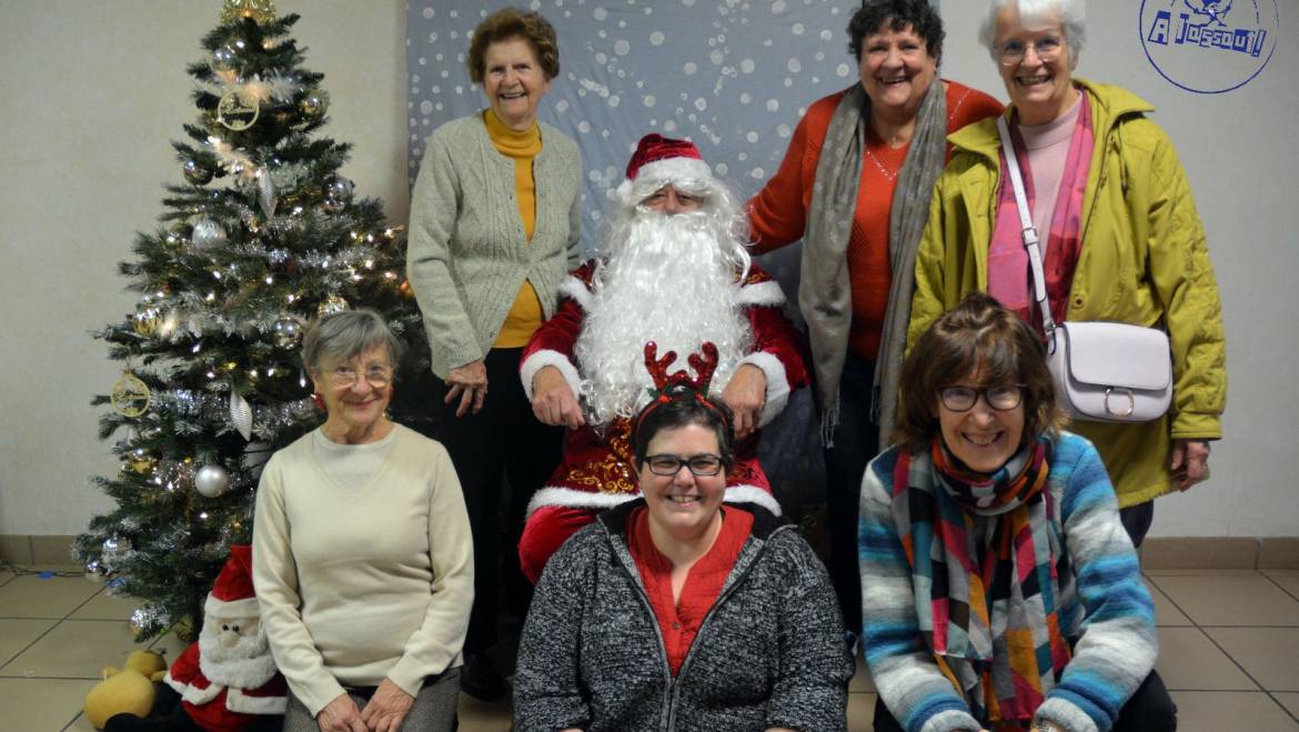 Every Nous vous souhaitons un joyeux Noël !