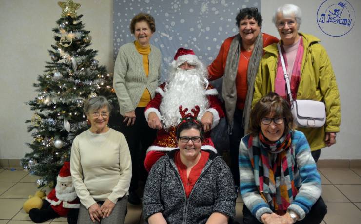 Every Nous vous souhaitons un joyeux Noël !