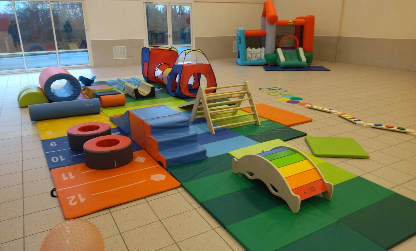 Retrouvez nous ce matin à la salle des fêtes de St Trojan pour de la motricité e…