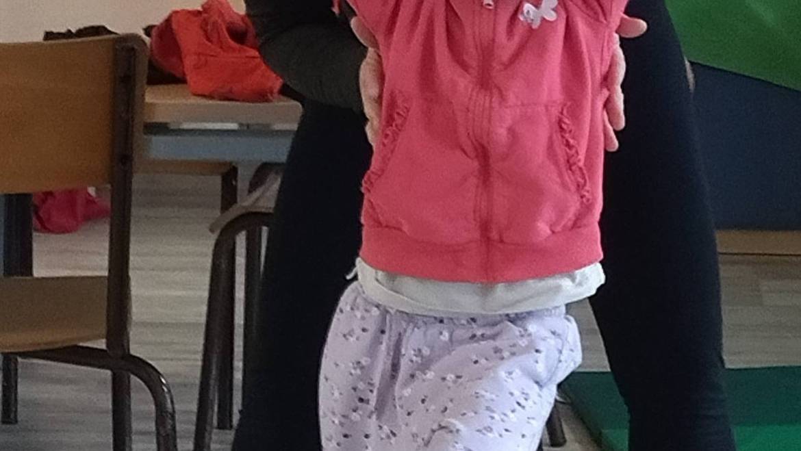 « Au coeur des sens » atelier qui mêle Yoga et Massage en duo parent-enfant, avec …