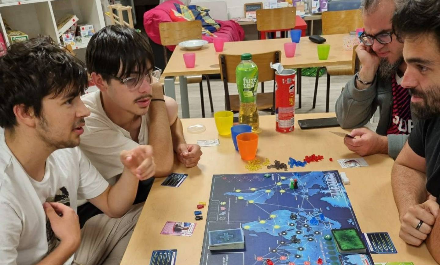 Lors de la soirée Jeux Experts, plusieurs tables se sont affrontées avec « Le des…