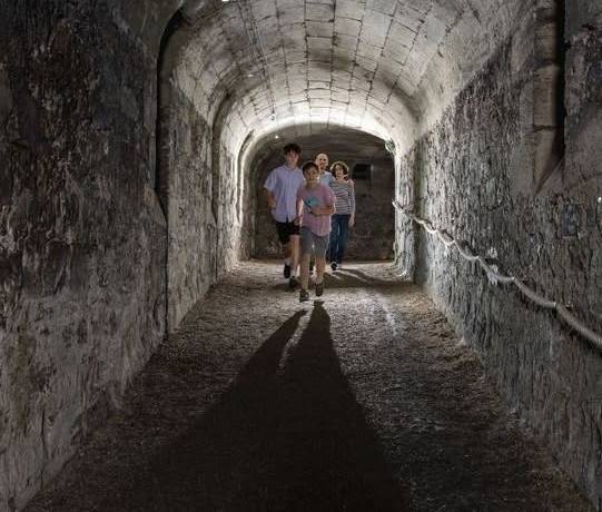Envie d&rsquo;une escapade historique fascinante près de Bordeaux ? 

Plongez dans les…