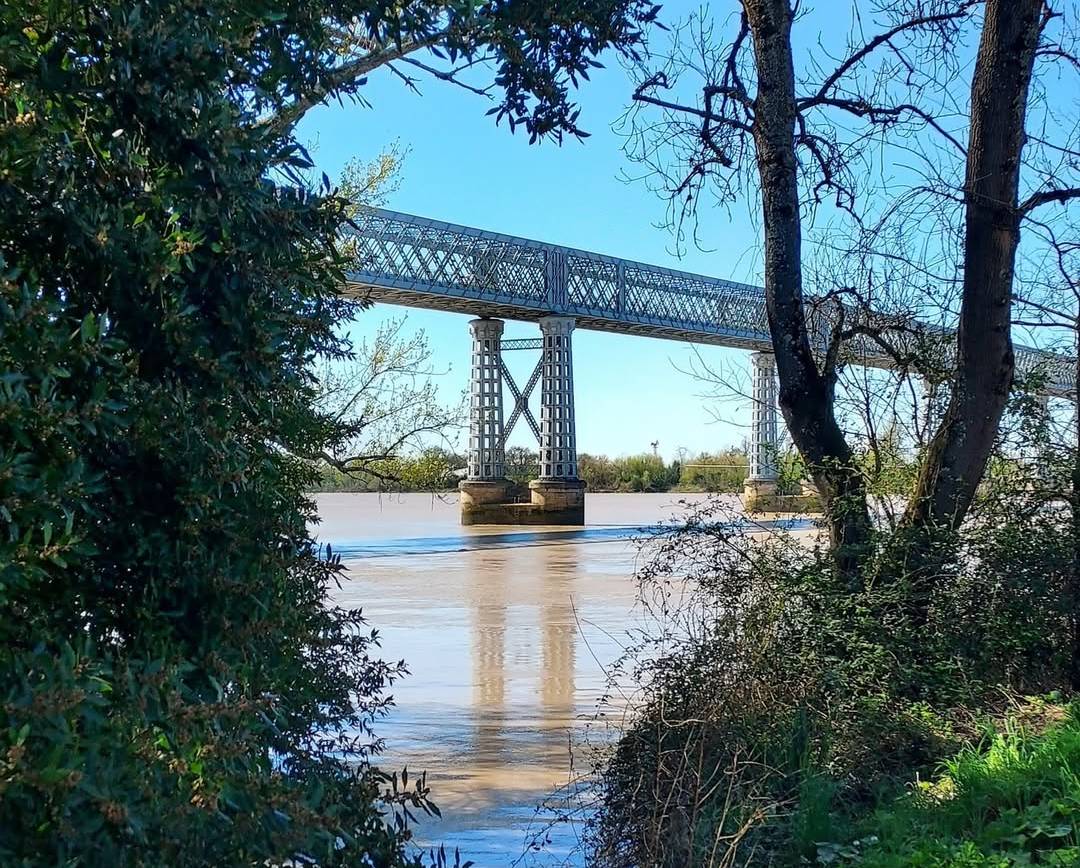 La peptite du jeudi : le Pont Eiifel à Cubzac-Les-Ponts.
Connaissez-vous le che…