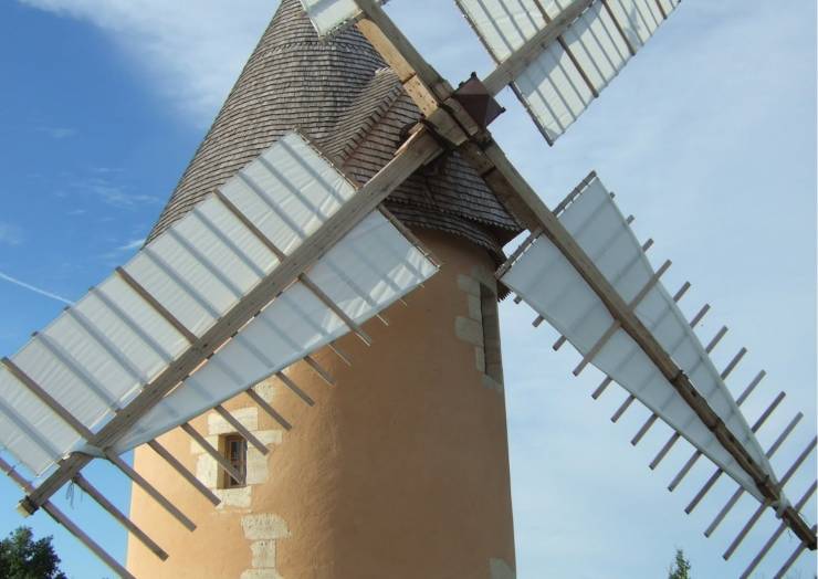 Quizz du dimanche soir

Saurez-vous deviner quel magnifique moulin se cache sur …