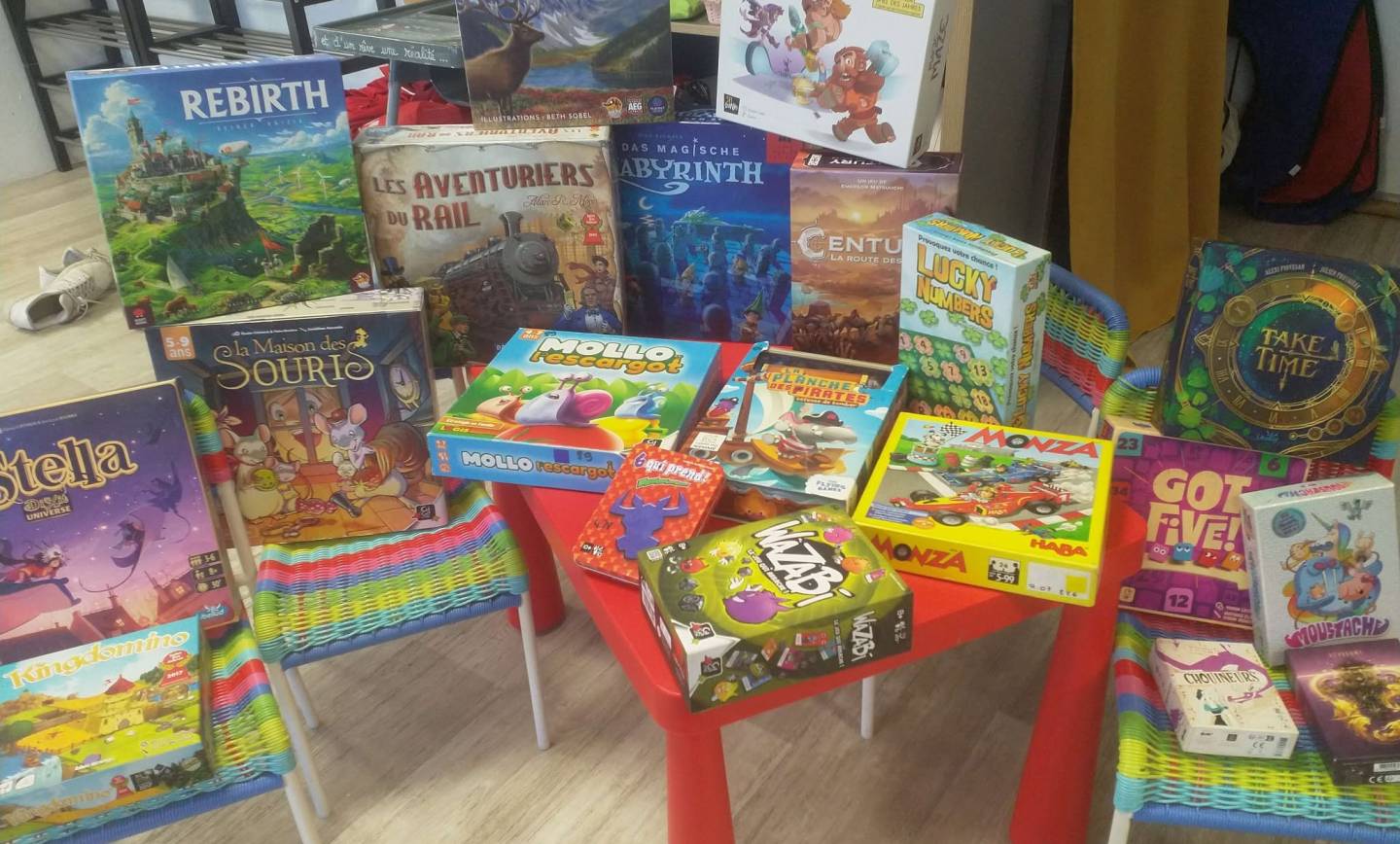 Pendant notre soirée jeu de société du vendredi 11 septembre, les plus jeunes so…
