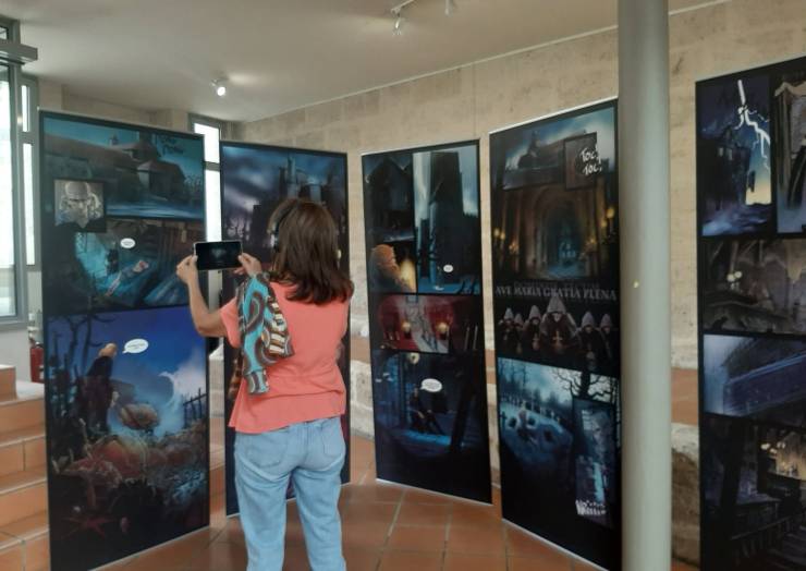 [EXPOSITION INTERACTIVE]
 À vous de mener l’enquête avec Lux in Tenebris !
Plong…